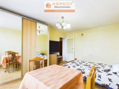                                     Flats for Sale  Warszawa
                                     | 56 mkw