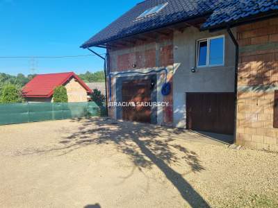         Casas para Alquilar, Mogilany, Dworska | 350 mkw