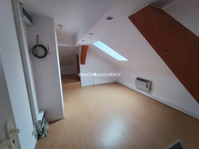         Local Comercial para Alquilar, Kraków, Kamieńskiego | 200 mkw