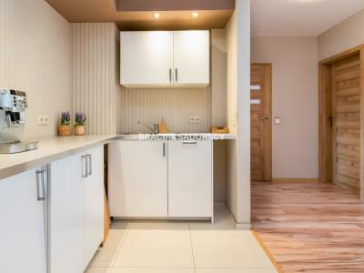         Gewerbeimmobilien zum Mieten , Kraków, Bohomolca | 93 mkw