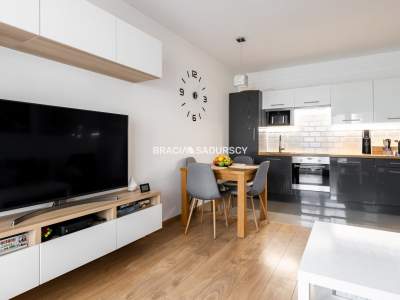         Квартиры для Продажа, Kraków, Przewóz | 60 mkw