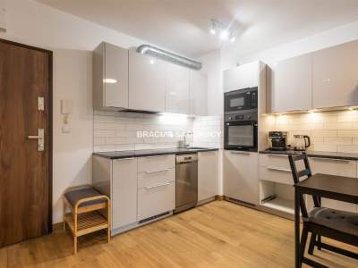         Квартиры для Аренда , Kraków, Al. Kijowska | 37 mkw