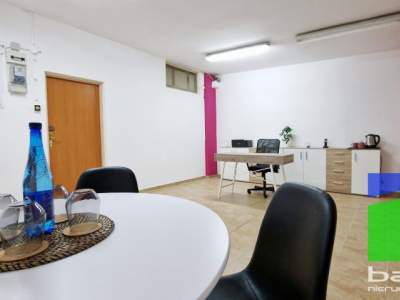         Local Comercial para Rent , Łódź, Al. Marsz. Józefa Piłsudskiego | 24 mkw