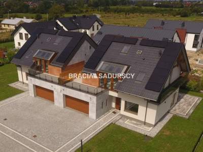         Casas para Alquilar, Niepołomice, Ples | 200 mkw