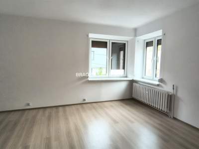         Gewerbeimmobilien zum Mieten , Kraków, Bronowicka | 36 mkw