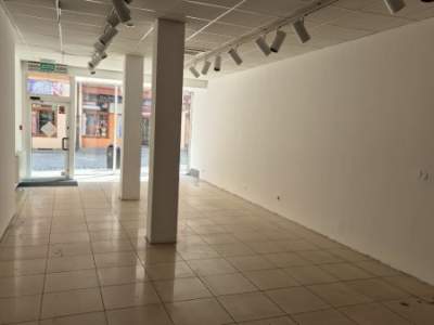                                     Local Comercial para Rent   Legnica
                                     | 110 mkw