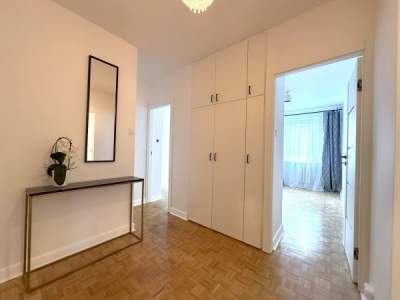                                     Flats for Sale  Warszawa
                                     | 63.3 mkw