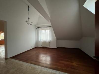                                     Flats for Rent   Legionowo
                                     | 180 mkw