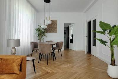                                     Flats for Rent   Warszawa
                                     | 82 mkw