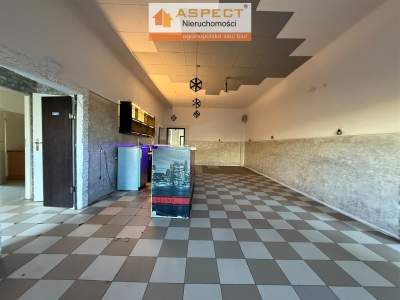                                     Local Comercial para Alquilar  Żory
                                     | 185 mkw