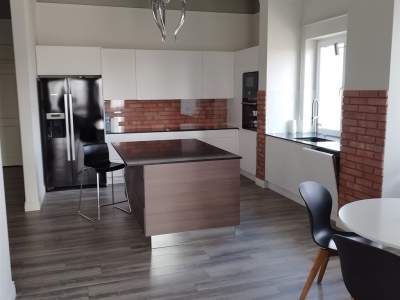                                     Gewerbeimmobilien zum Mieten   Białystok
                                     | 540 mkw