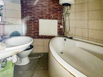                                     Flats for Sale  Zabrze
                                     | 42 mkw