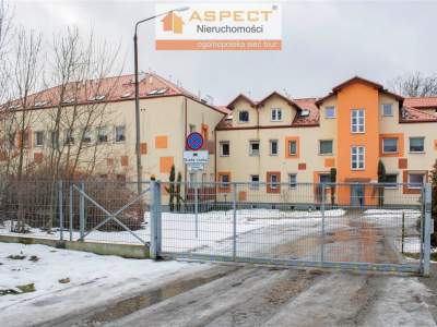                                    Flats for Rent   Zabrze
                                     | 48 mkw