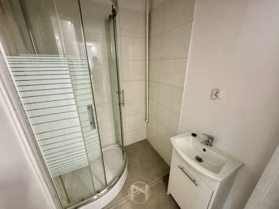                                     Local Comercial para Alquilar  Baczyna
                                     | 660 mkw