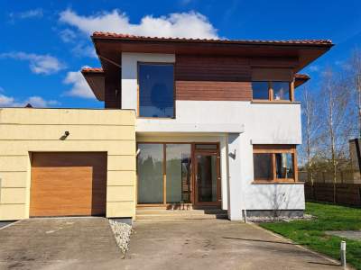                                     Häuser zum Kaufen  Wronki (Gw)
                                     | 139 mkw