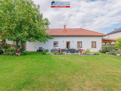                                     House for Sale  Rogoźno
                                     | 255 mkw