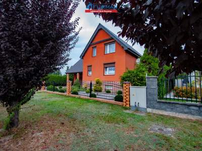                                     House for Sale  Kaczory
                                     | 184 mkw