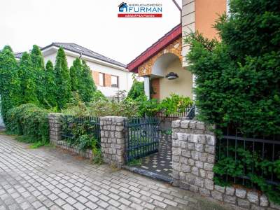                                     House for Sale  Piła
                                     | 280 mkw