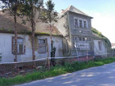         Gewerbeimmobilien zum Kaufen, Żmigródek, Leśna | 896.9 mkw