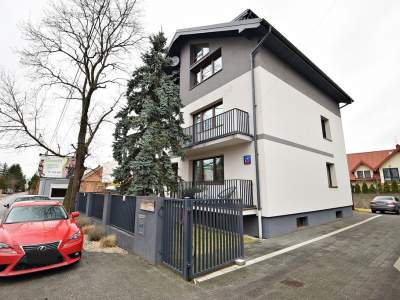                                     House for Sale  Warszawa
                                     | 450 mkw