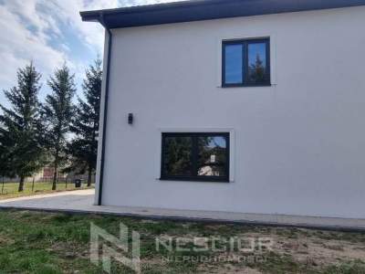                                     House for Sale  Siedlce
                                     | 240 mkw