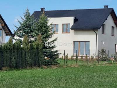                                     House for Sale  Wielka Wieś
                                     | 84 mkw