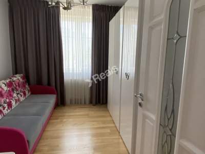                                     House for Rent   Warszawa
                                     | 240 mkw