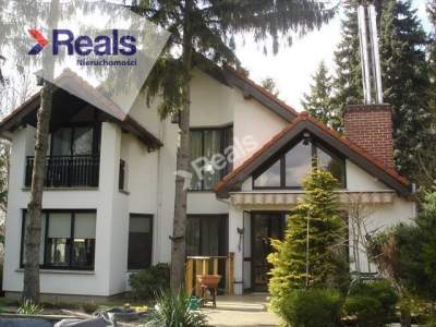                                     House for Sale  Michałowice
                                     | 444 mkw