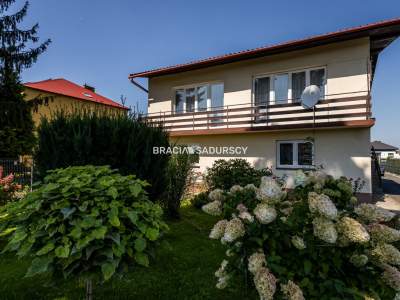         Häuser zum Kaufen, Skawina (Gw), Spokojna | 211 mkw