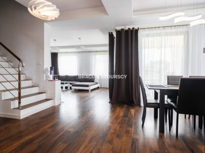                                     дом для Продажа  Biskupice (Gw)
                                     | 220 mkw