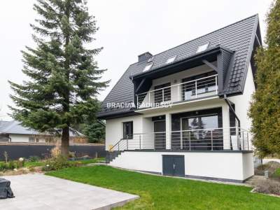                                     House for Sale  Liszki
                                     | 220 mkw