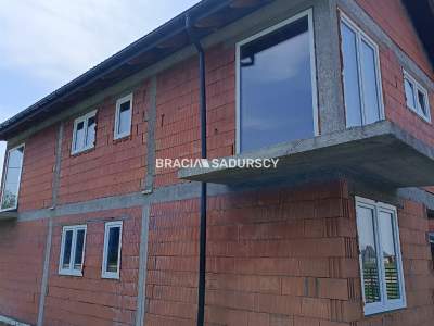         Casas para Alquilar, Kocmyrzów-Luborzyca, Miodowa | 125 mkw