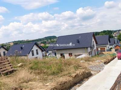                                     Casas para Alquilar  Kocmyrzów-Luborzyca
                                     | 160 mkw