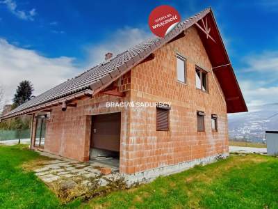                                     House for Sale  Stryszawa
                                     | 174 mkw