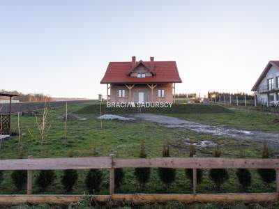                                     Häuser zum Kaufen  Łapanów
                                     | 149 mkw