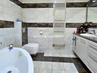                                     House for Sale  Wieliczka (Gw)
                                     | 463 mkw