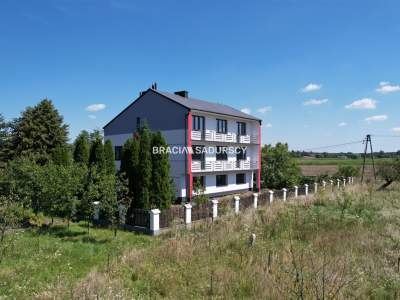                                     House for Sale  Olesno
                                     | 338 mkw