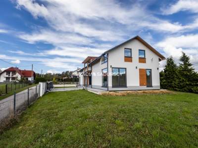                                     House for Sale  Stryszów
                                     | 114 mkw