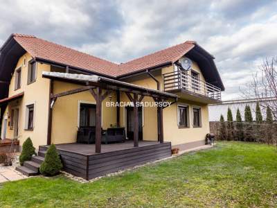         Casas para Alquilar, Myślenice, Kazimierza Wielkiego | 210 mkw