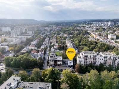         Gewerbeimmobilien zum Kaufen, Kraków, Piastowska | 400 mkw