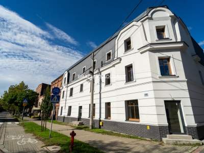         Gewerbeimmobilien zum Kaufen, Katowice, Jankego | 94 mkw