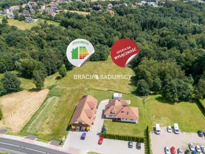                                     Gewerbeimmobilien zum Kaufen  Wadowice (Gw)
                                     | 310 mkw