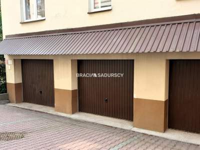        Gewerbeimmobilien zum Kaufen, Kraków, Os. Oświecenia | 18 mkw