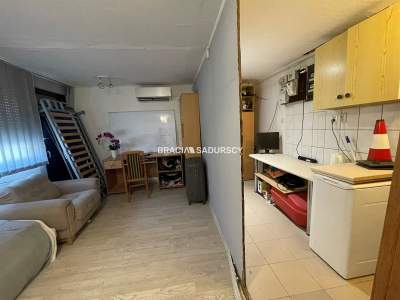         Local Comercial para Rent , Kraków, 650-Lecia | 44 mkw