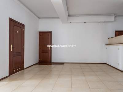         Local Comercial para Rent , Kraków, Św.bronisławy | 148 mkw