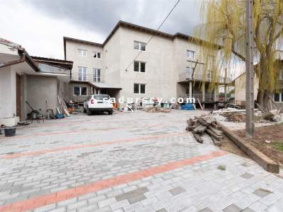                                     Gewerbeimmobilien zum Mieten   Konstancin-Jeziorna (Gw)
                                     | 1500 mkw