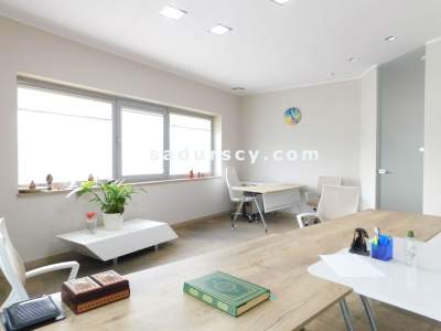                                     Local Comercial para Rent   Warszawa
                                     | 400 mkw