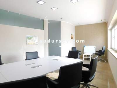                                     Local Comercial para Rent   Warszawa
                                     | 400 mkw