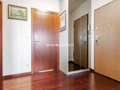         Apartamentos para Alquilar, Kraków, 29 Listopada | 48 mkw