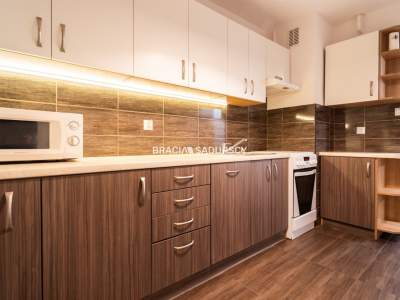         Flats for Sale, Kraków, Beskidzka | 55 mkw